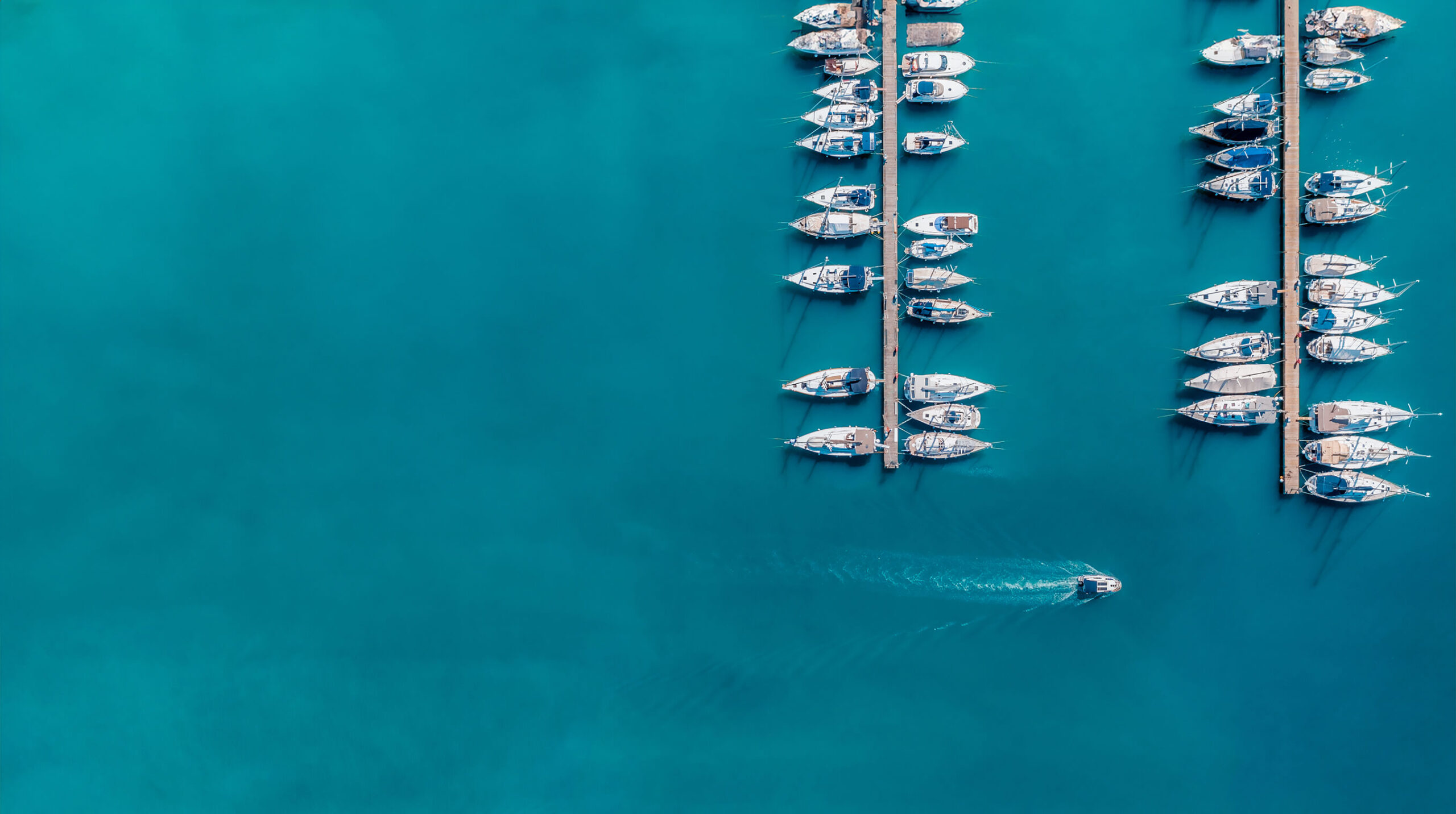 Overhead view of boats docked